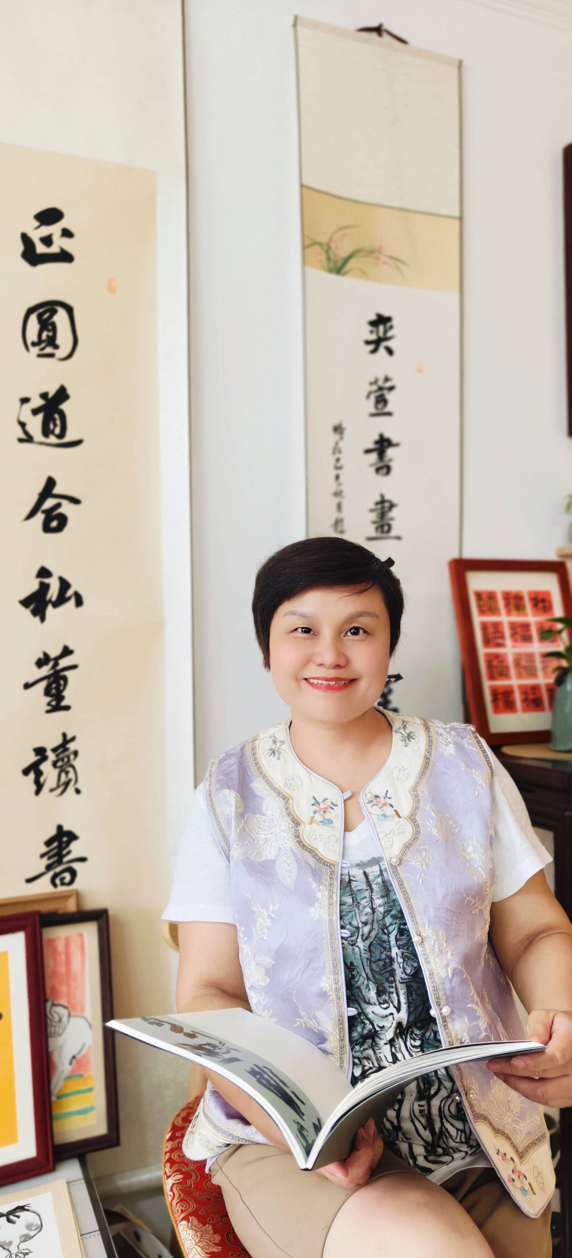 李奕萱